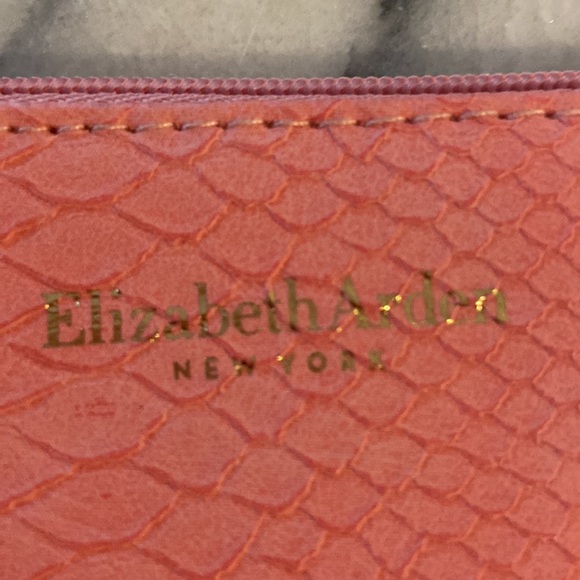 Lot of 4 New Pink/Rose Gold Cosmetic Bags. Great for Travel. - Picture 4 of 9